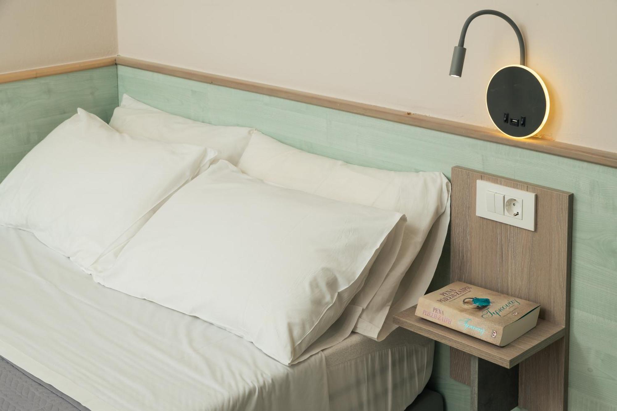 Stefanie Studios Agia Marina  Ngoại thất bức ảnh
