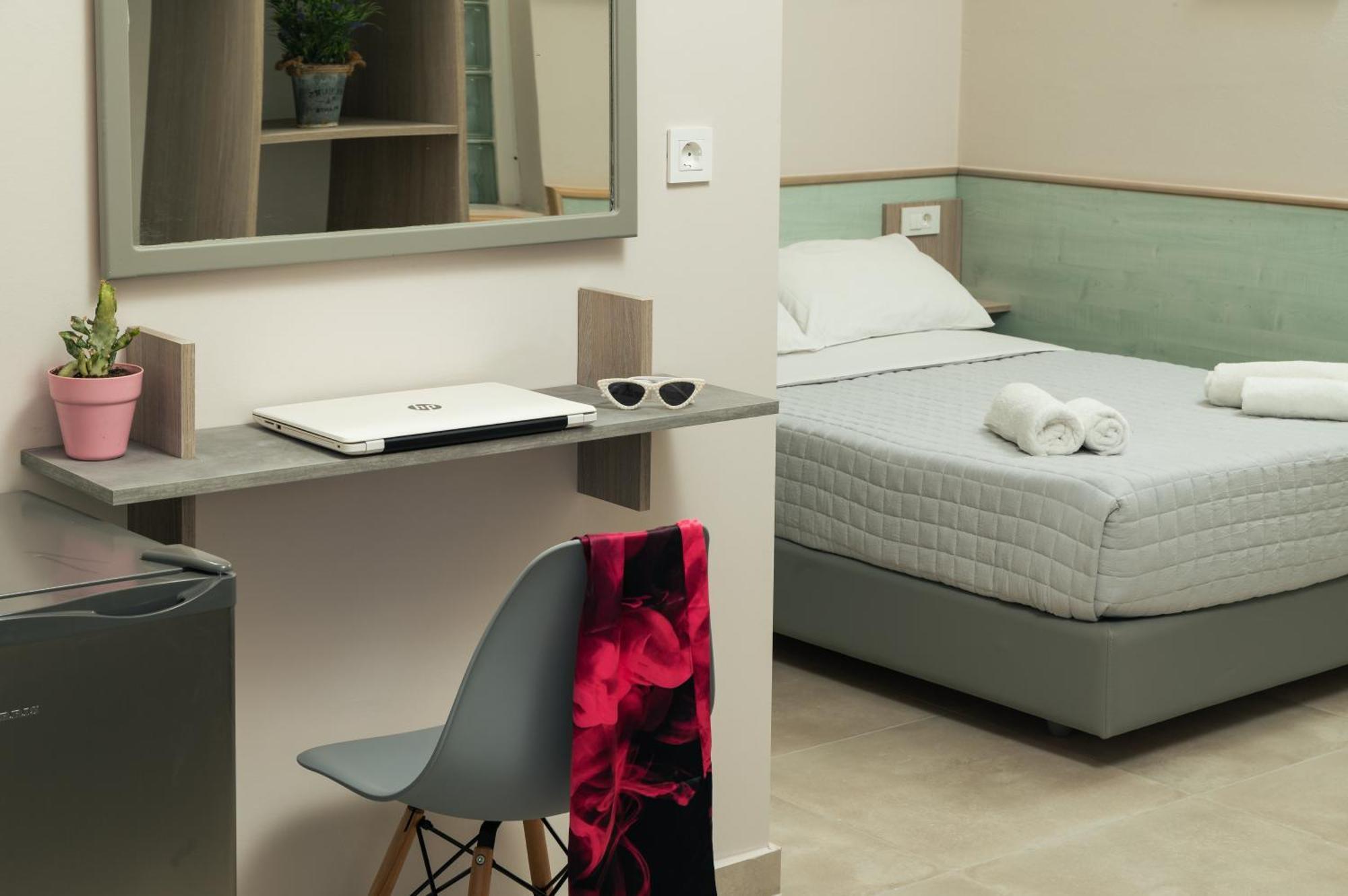 Stefanie Studios Agia Marina  Ngoại thất bức ảnh