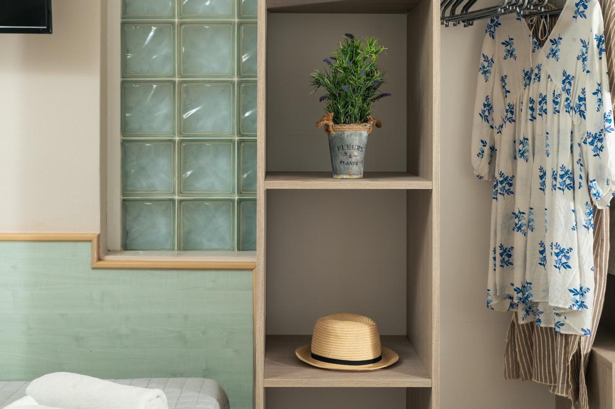 Stefanie Studios Agia Marina  Ngoại thất bức ảnh